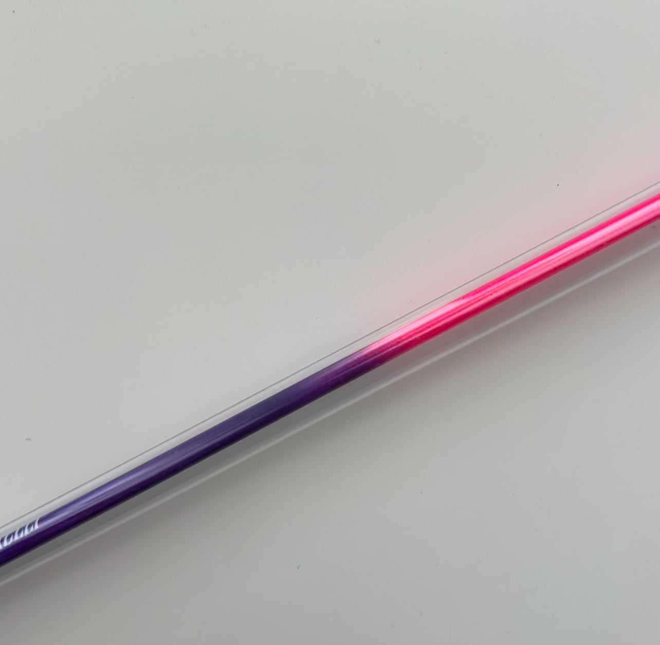 Multi-colour glitter RG ribbon stick