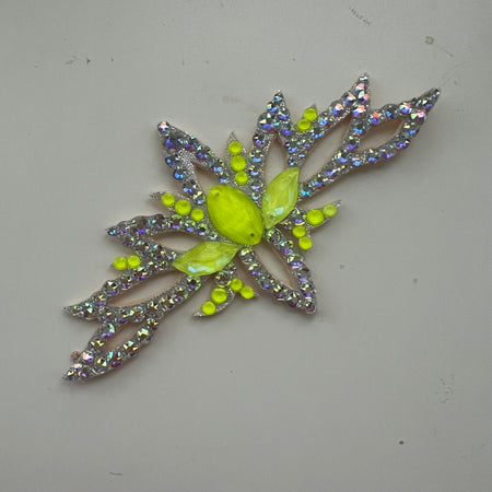 Accessoire pour cheveux pour les compétitions de gymnastique rythmique